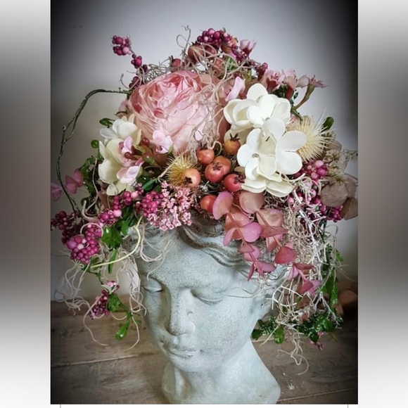 Meet your Posher, Beverly - Picture 9 of 16